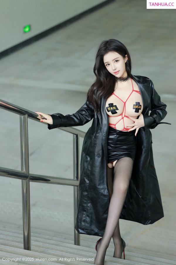   [XiuRen]高清写真图 2025.02.08 No.9855 唐翩翩 黑丝美腿第69张图片